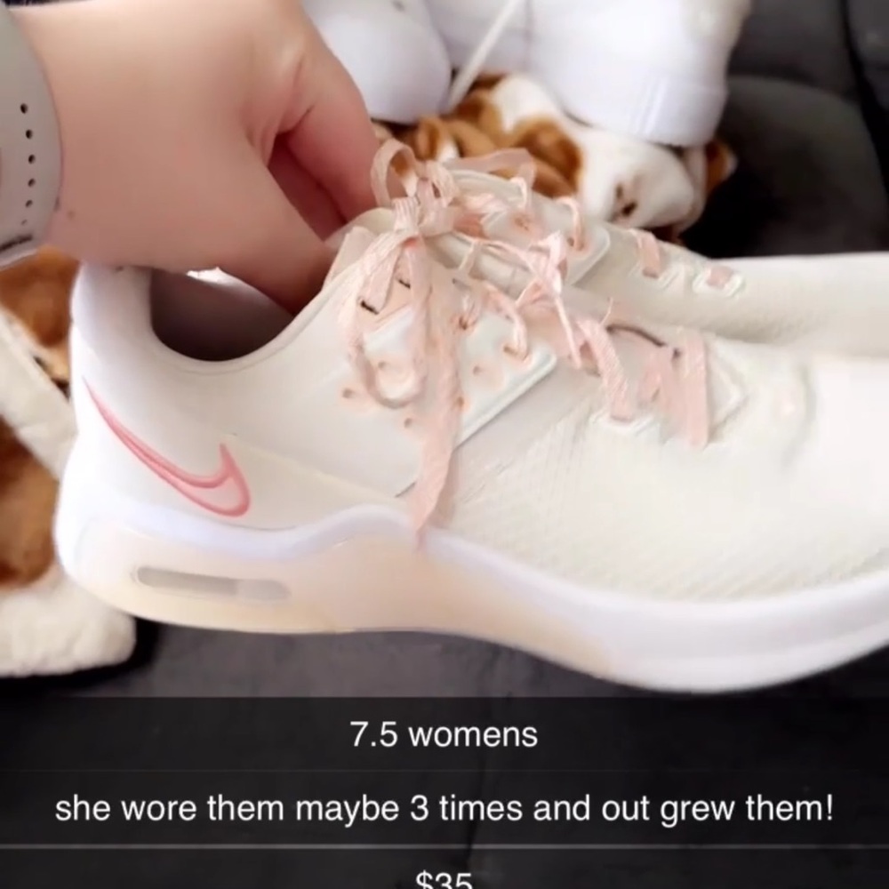 Nike Women's Cream and Pink Sneakers
